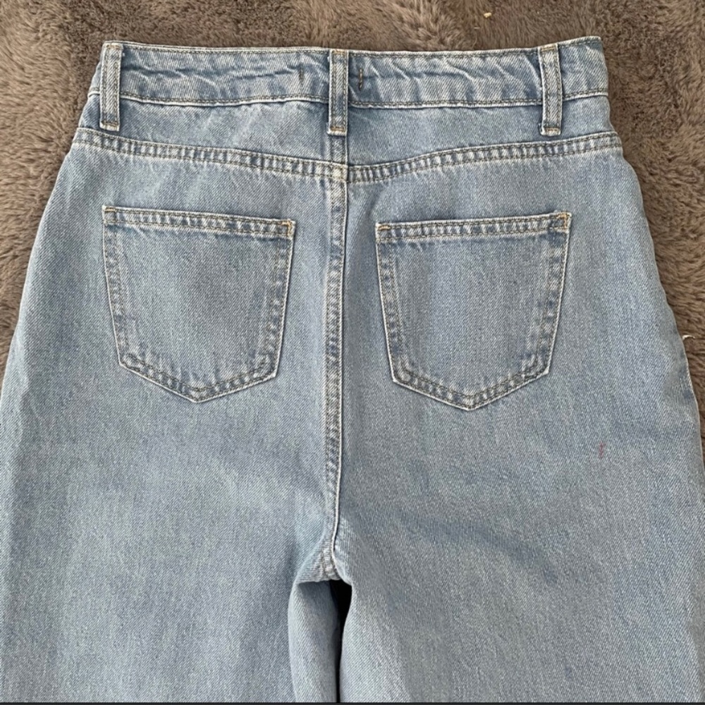 jeans - Picture 3 of 4